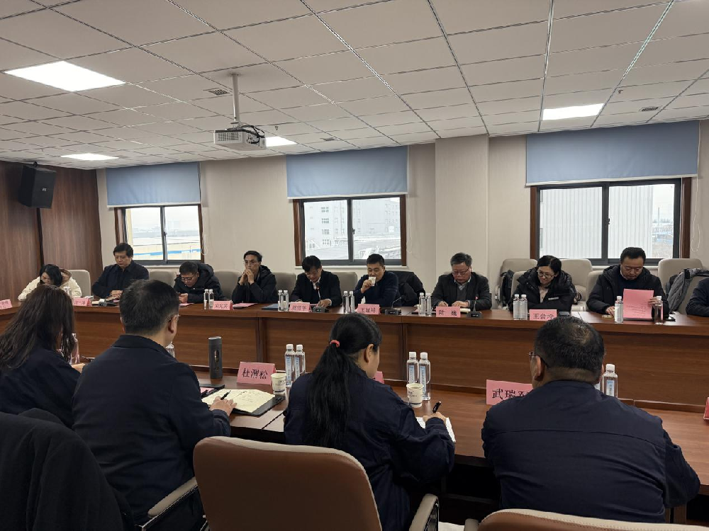 董事長深入調研,為2025年加油打氣 董事長深入調研,為2025年加油打氣